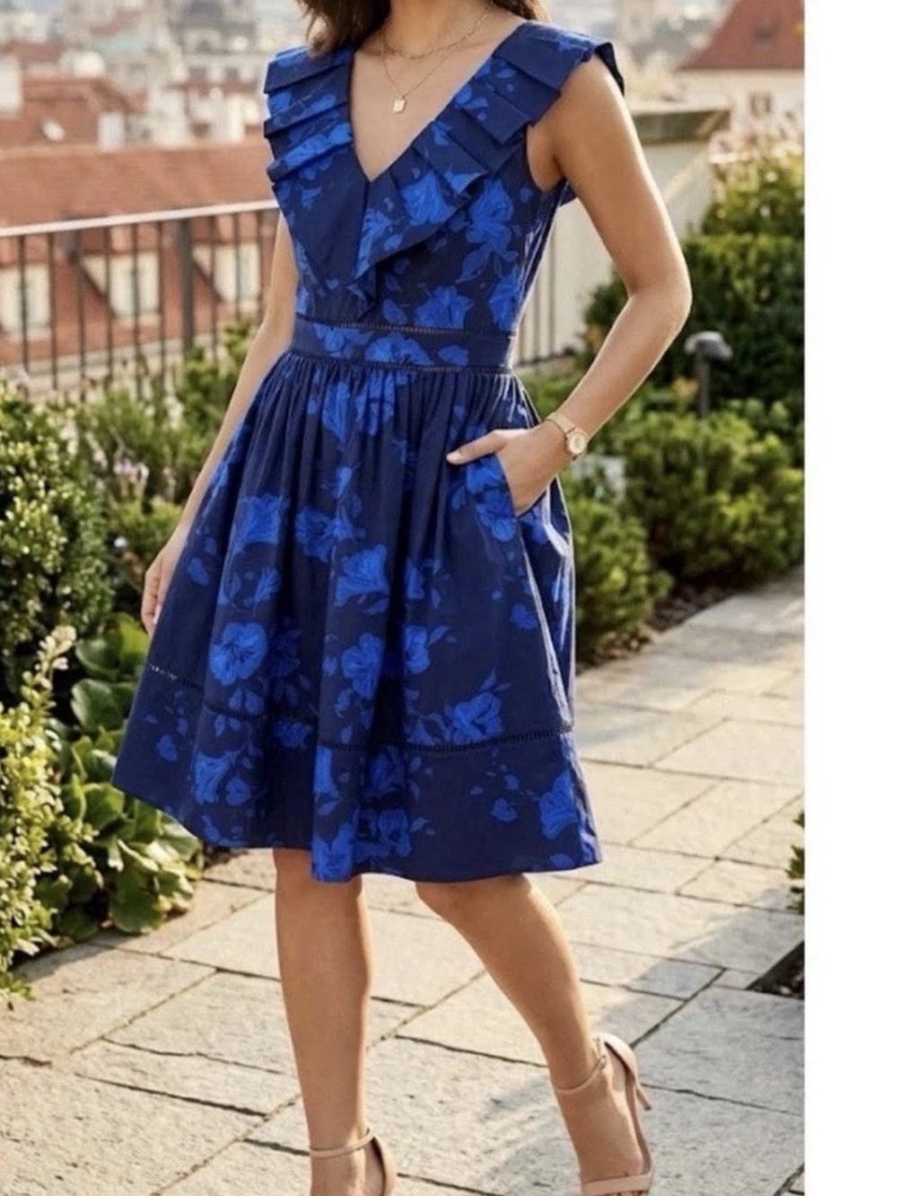 Kate Spade Hibiscus Ruffle Dress Size 12 100% Cotton Blue Floral Peasant